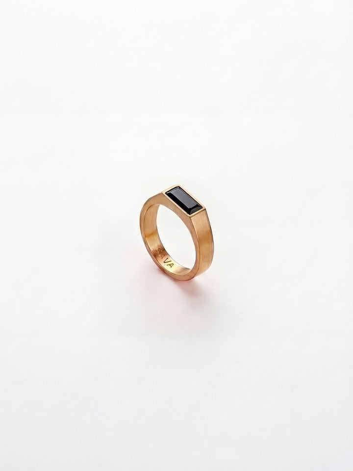 MIDNIGHT COMO RING | 18K Gold