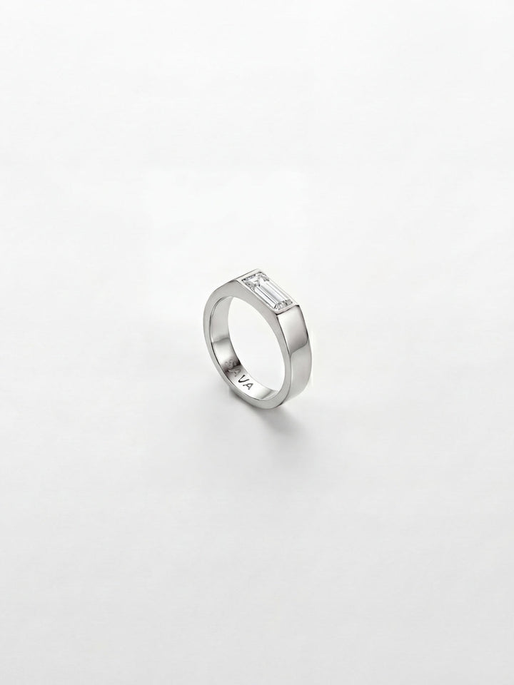 WHITE COMO RING | Silver